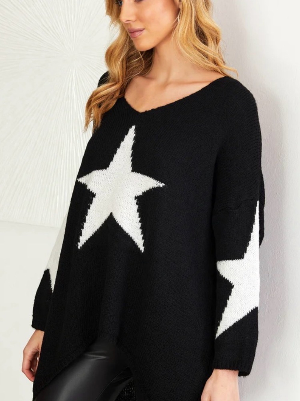 Vince Camuto Black Sweater with White Star V-Neck